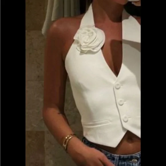 Open back rosette 3D flower rose detail halter neck button front vest - Picture 5 of 7